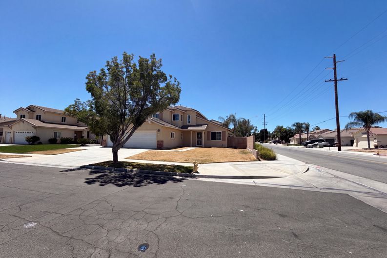 Photo 18 of 24 of 4519 Kalpesh Ct, Hemet, CA