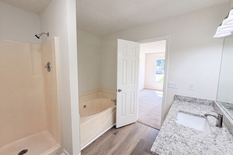 Photo 14 of 20 of 806 Ruswood Rd, Winder, GA