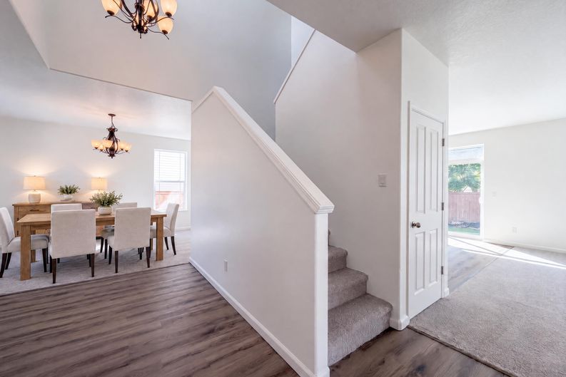 Photo 7 of 25 of 34050 SE Sturgeon St, Scappoose, OR