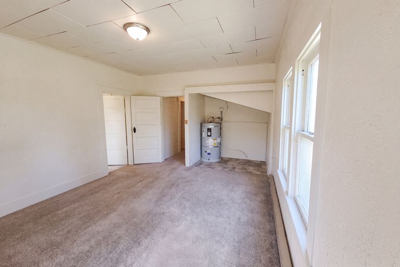 Photo 21 of 29 of 1011 Almaden St, Eugene, OR