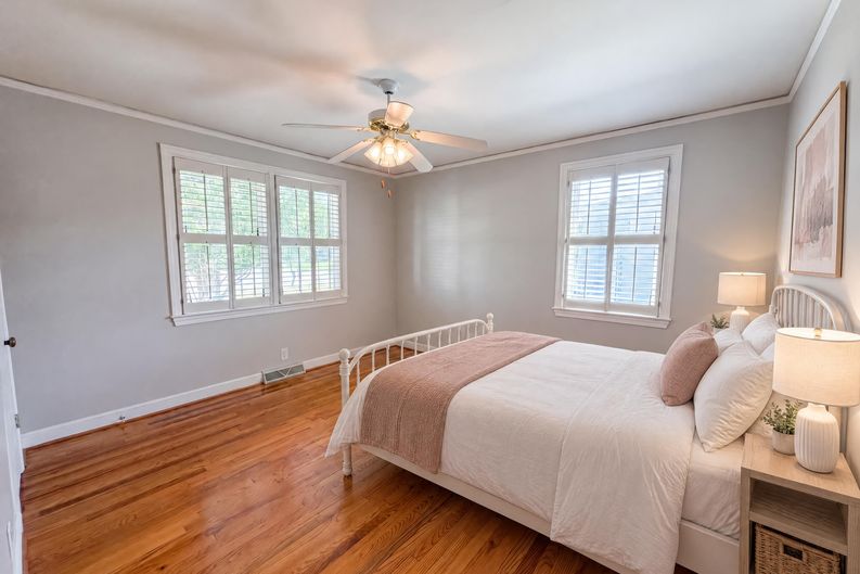 Photo 4 of 20 of 3006 Hilldale Rd, West Columbia, SC