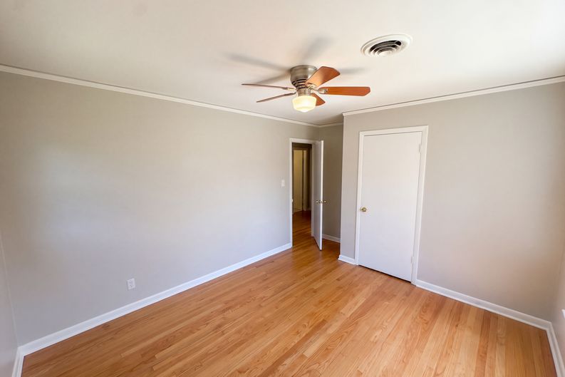 Photo 12 of 22 of 3327 Loch Haven Rd, Montgomery, AL