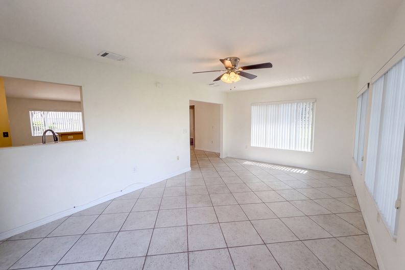 Photo 12 of 25 of 14280 SE 85th Ave, Summerfield, FL