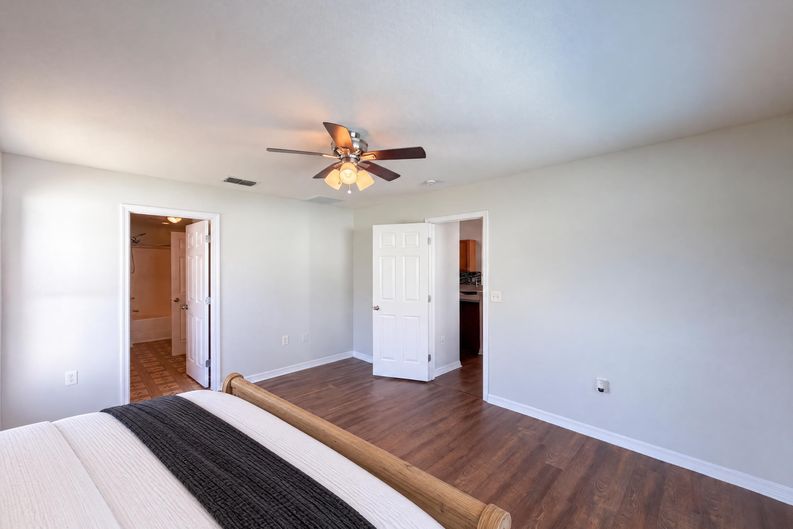 Photo 16 of 29 of 6041 Parnell Ave, Spring Hill, FL