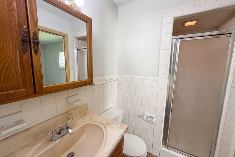 Photo 6 of 24 of 5444 Kenbridge Dr, Cleveland, OH