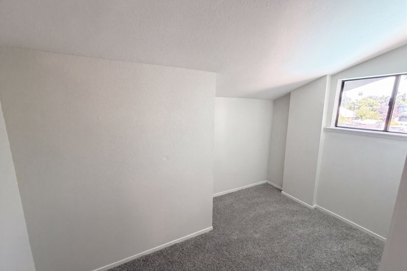 Photo 33 of 46 of 6005 La Castana Way, Sacramento, CA