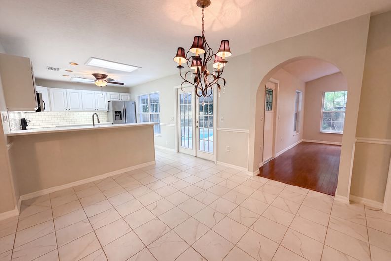 Photo 6 of 38 of 11540 Camp Dr, Dunnellon, FL