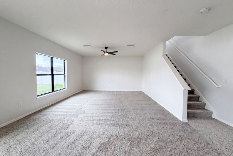 Photo 8 of 29 of 14207 Alistar Manor Dr, Wimauma, FL