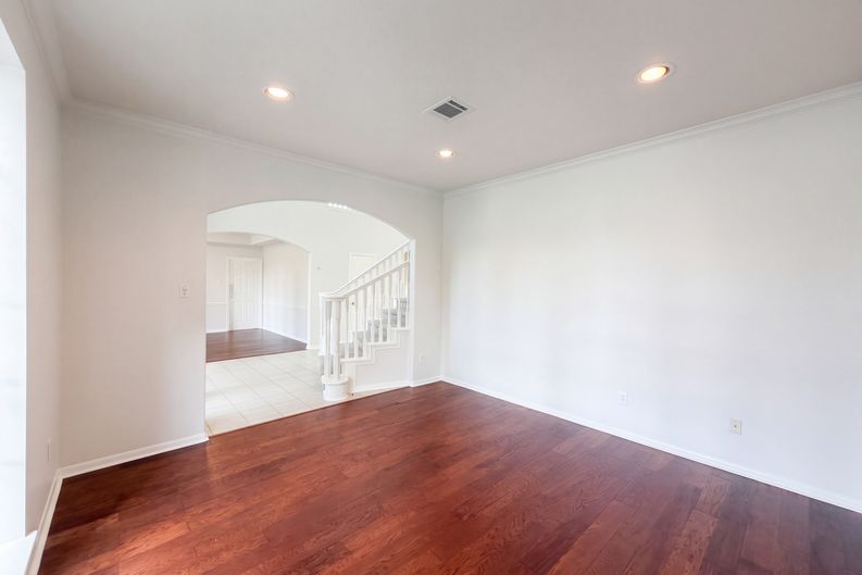 Photo 7 of 45 of 1702 Corona Del Mar Dr, Missouri City, TX