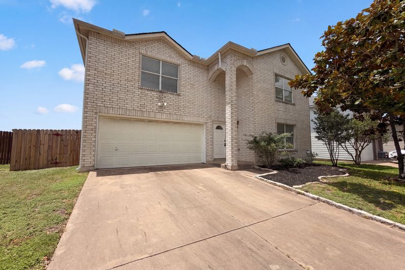 Photo 19 of 23 of 2727 High Point Dr, Round Rock, TX