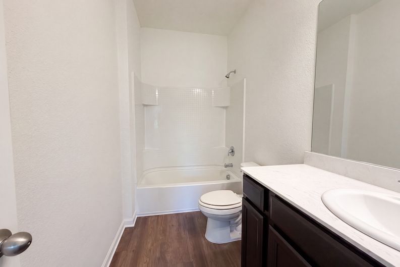 Photo 12 of 17 of 429 Starboard Dr, Crowley, TX