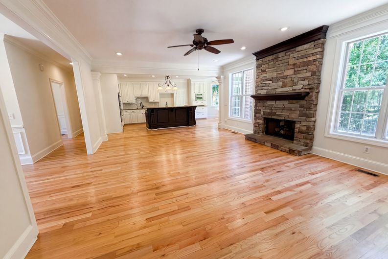 Photo 7 of 48 of 116 Crosscreek Dr, Columbia, SC
