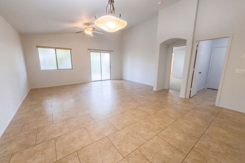 Photo 13 of 43 of 14521 N 126th Ave, El Mirage, AZ