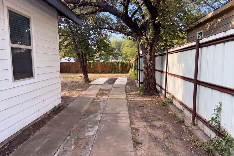 Photo 43 of 45 of 1903 Elizabeth Ave, Wichita Falls, TX