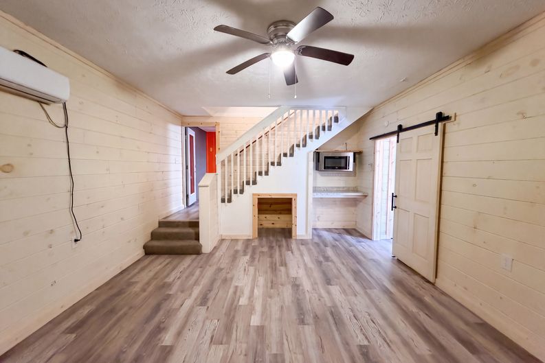 Photo 9 of 28 of 2039 Slippery Rock Cir, Sevierville, TN
