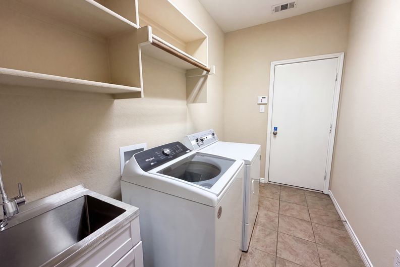 Photo 20 of 25 of 8613 Sunwood Ct, Fort Worth, TX