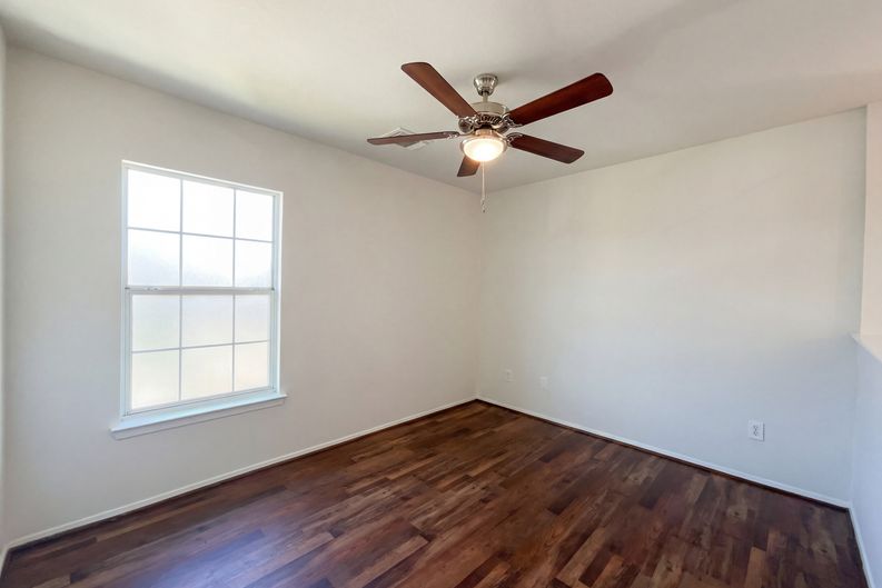 Photo 4 of 17 of 6434 Provident Green Dr, Katy, TX