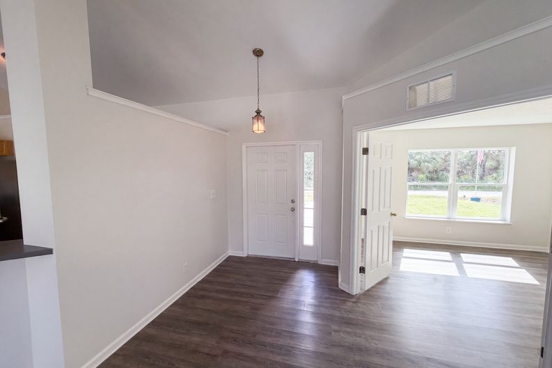 Photo 6 of 30 of 1910 Basinger Ave SW, Palm Bay, FL