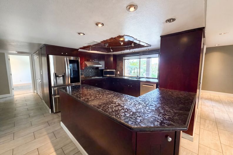 Photo 12 of 33 of 2244 E Nicolet Ave, Phoenix, AZ