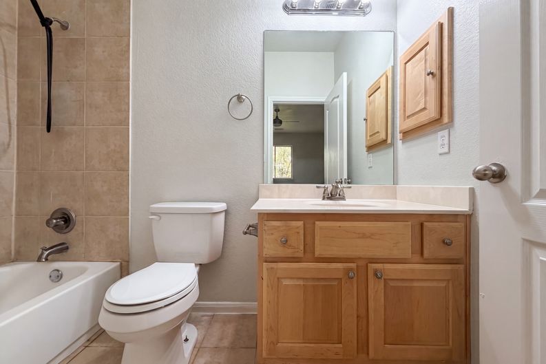 Photo 10 of 22 of 2404 Danciger Ln, Cedar Park, TX