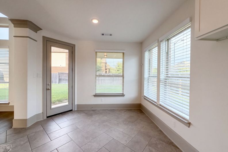 Photo 10 of 24 of 6702 Terania Cir, Katy, TX