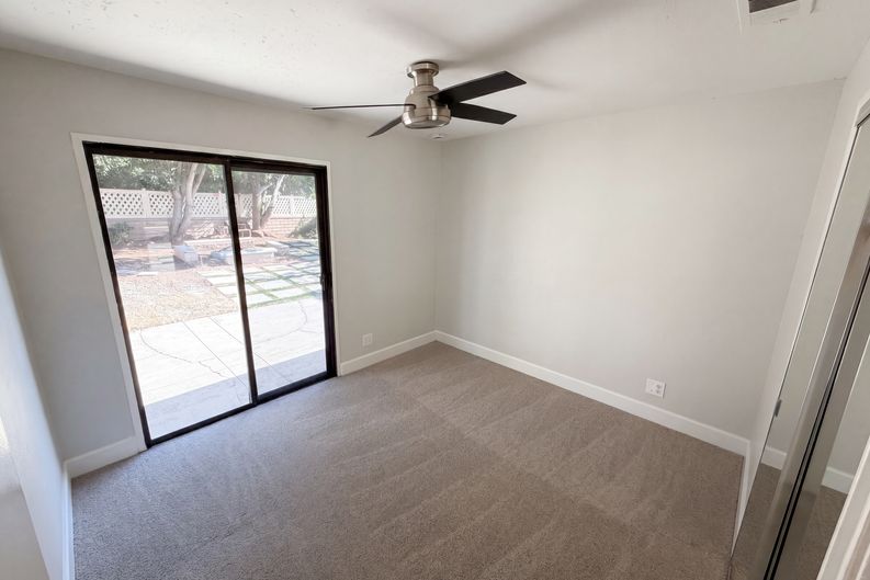 Photo 13 of 23 of 23732 San Dona, Laguna Hills, CA