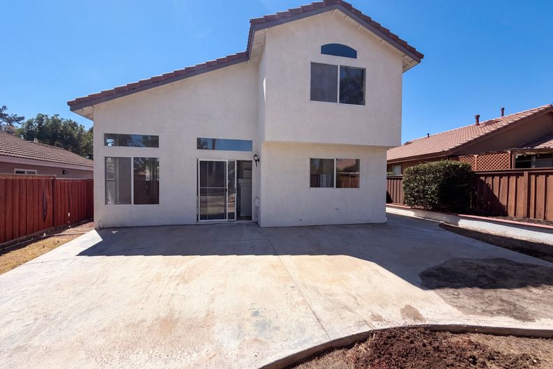 Photo 5 of 28 of 43390 Corte Almeria, Temecula, CA