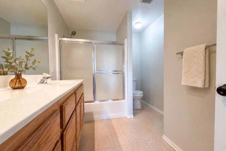 Photo 22 of 28 of 13185 Great Falls Ave, Victorville, CA