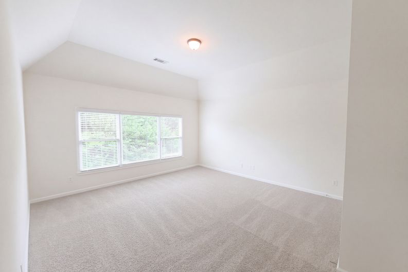 Photo 15 of 100 of 809 Arbor Way, Loganville, GA