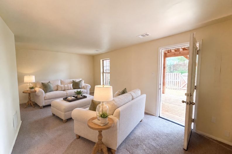 Photo 14 of 48 of 8641 Centerton Ln, Manassas, VA