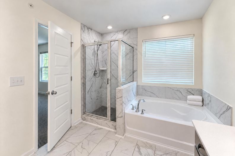 Photo 11 of 26 of 1142 Grenshaw Dr, Morrisville, NC