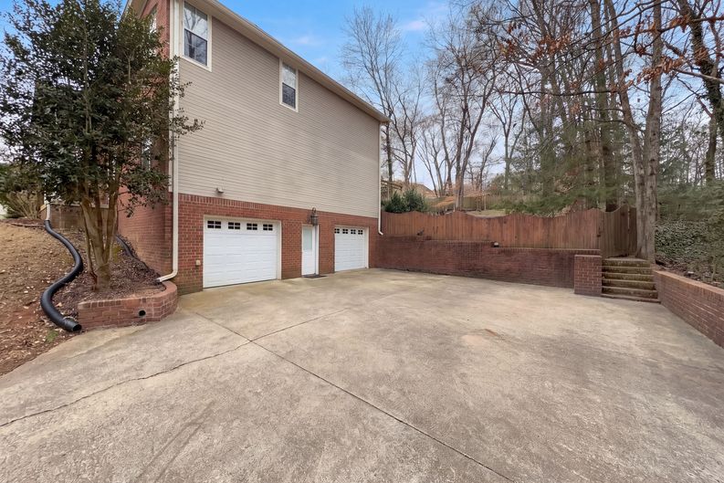 Photo 31 of 37 of 7132 Teaberry Ct, Ooltewah, TN