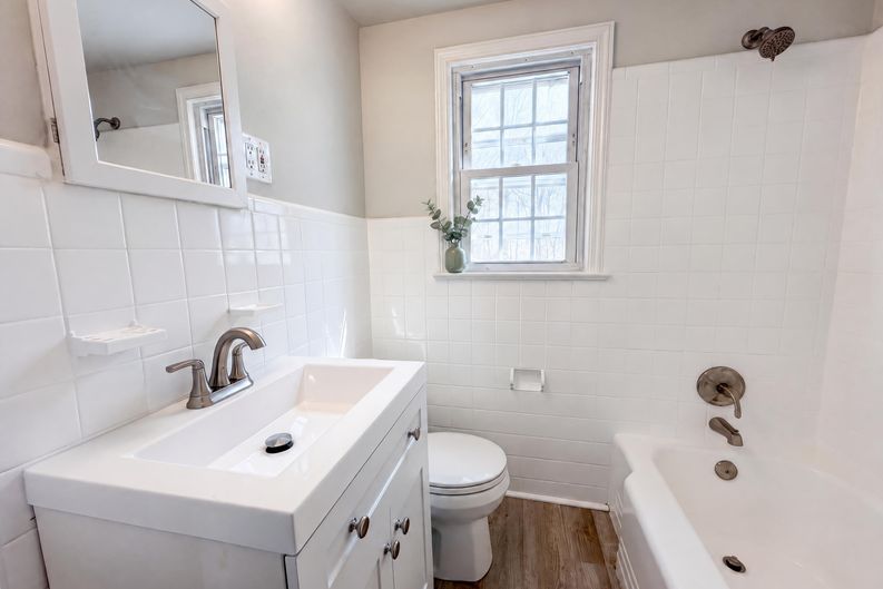 Photo 6 of 23 of 19 Delekas Ave, South Plainfield, NJ