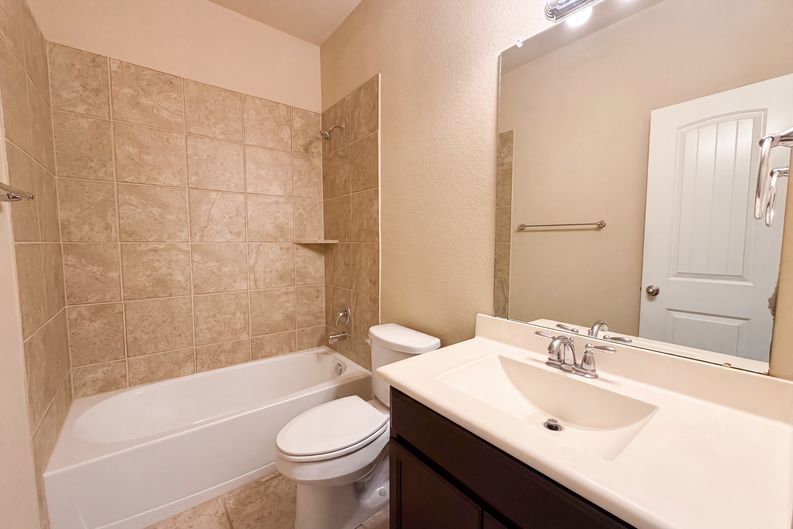 Photo 10 of 17 of 4511 Fenway Park Way, Spring, TX