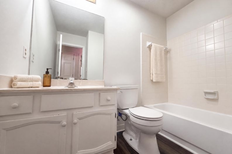 Photo 17 of 26 of 1254 Wynford Colony SW, Marietta, GA
