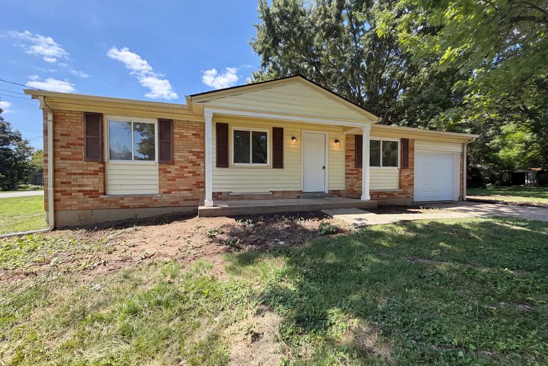 Photo 18 of 21 of 9707 Wescott Rd, Cincinnati, OH
