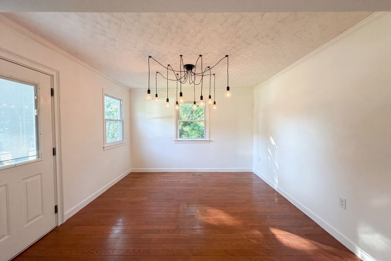 Photo 11 of 28 of 1017 Morrell Rd, Knoxville, TN