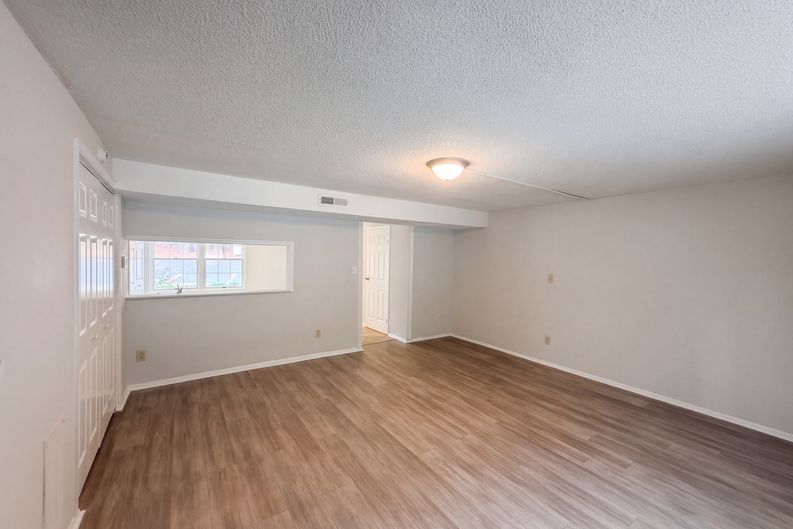 Photo 7 of 22 of 7740 Sandra Ln, Raleigh, NC