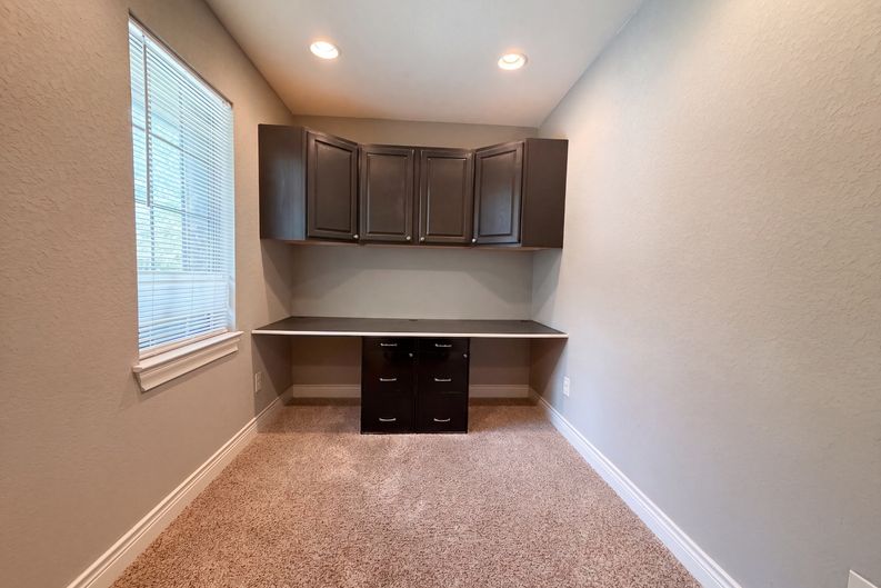 Photo 18 of 27 of 26441 White Eagle Dr, San Antonio, TX