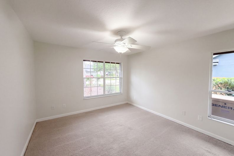 Photo 18 of 30 of 455 Longmeadow Ln, Longwood, FL
