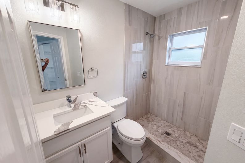 Photo 13 of 37 of 8165 Ridge Rd, Weeki Wachee, FL