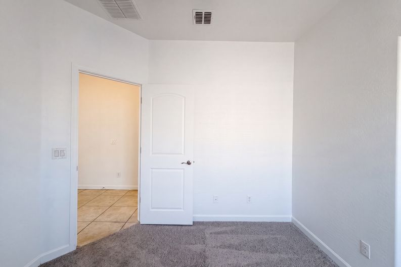 Photo 13 of 25 of 23866 W Ripple Rd, Buckeye, AZ