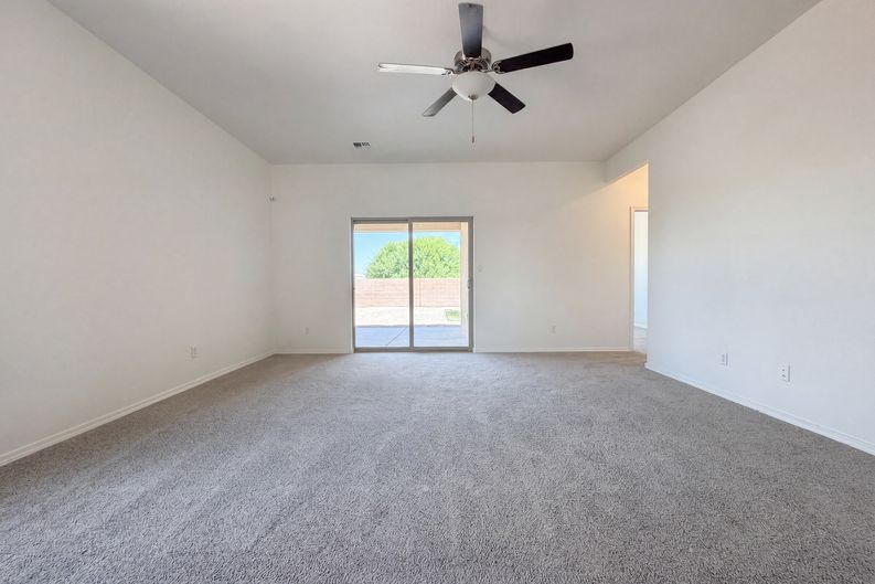Photo 3 of 19 of 3504 Wild Horse Rd NE, Rio Rancho, NM