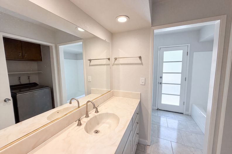Photo 18 of 36 of 612 Tahos Rd, Orinda, CA