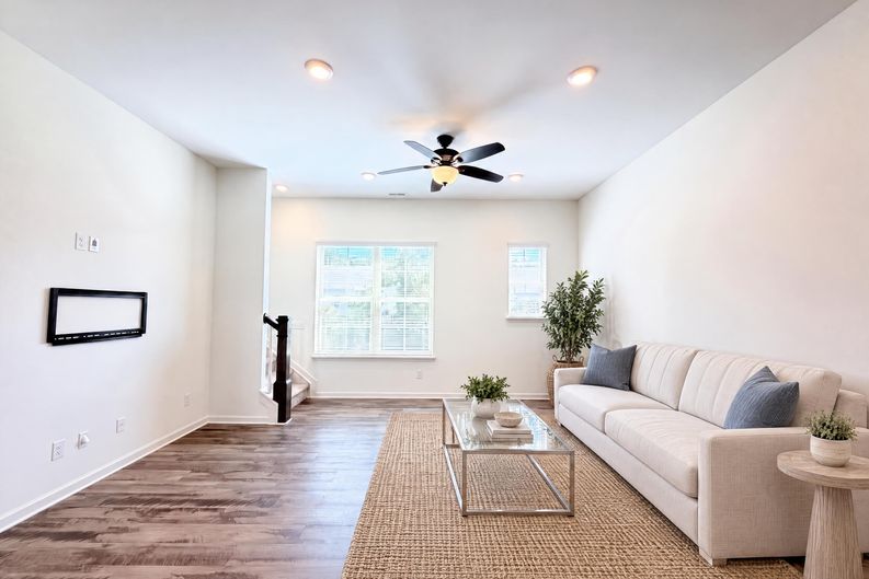 Photo 6 of 21 of 9431 Ainslie Downs St, Charlotte, NC