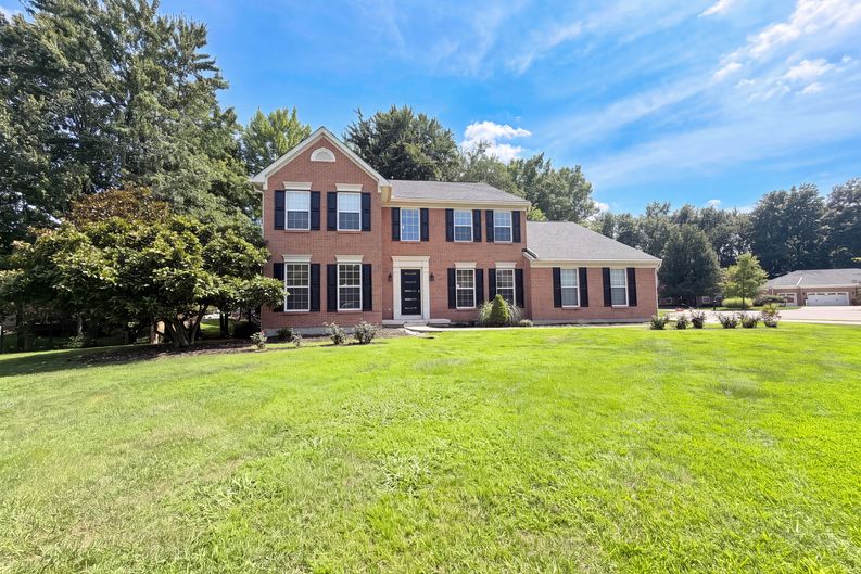 Photo 38 of 43 of 9212 Cedar Gate Dr, Loveland, OH
