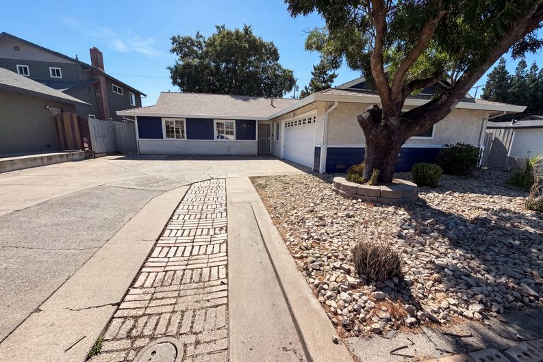 Photo 29 of 31 of 1422 Oakmont Dr, Roseville, CA