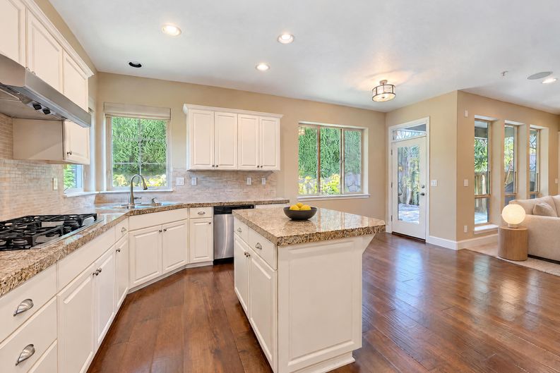 Photo 9 of 42 of 14978 SW 164th Ave, Portland, OR
