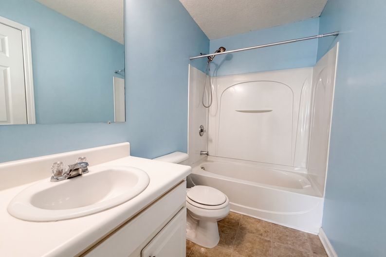 Photo 12 of 20 of 2350 Heritage Park Cir NW, Kennesaw, GA