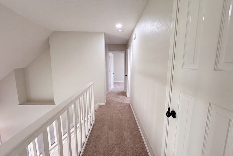 Photo 12 of 27 of 4300 Windwillow Ct, Fort Worth, TX